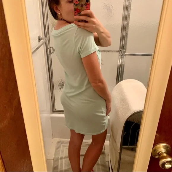 C&C California T-Shirt Dress - Picture 6 of 11